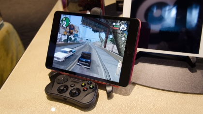 SteelSeries, SteelSeriest Stratus; Smartphone Accessories, Game Controllers; CES 2014